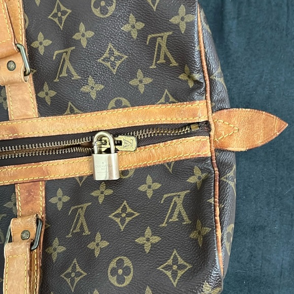 Louis Vuitton Vintage Boston Bag - Picture 8 of 16